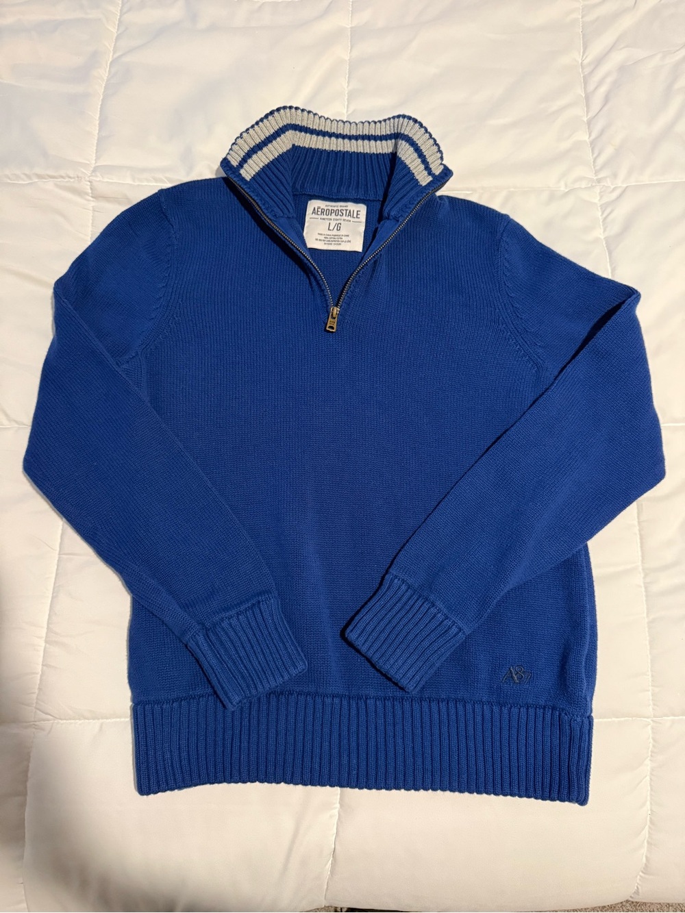 Aeropostale Men's Blue Zip-Up Sweater with Striped Collar